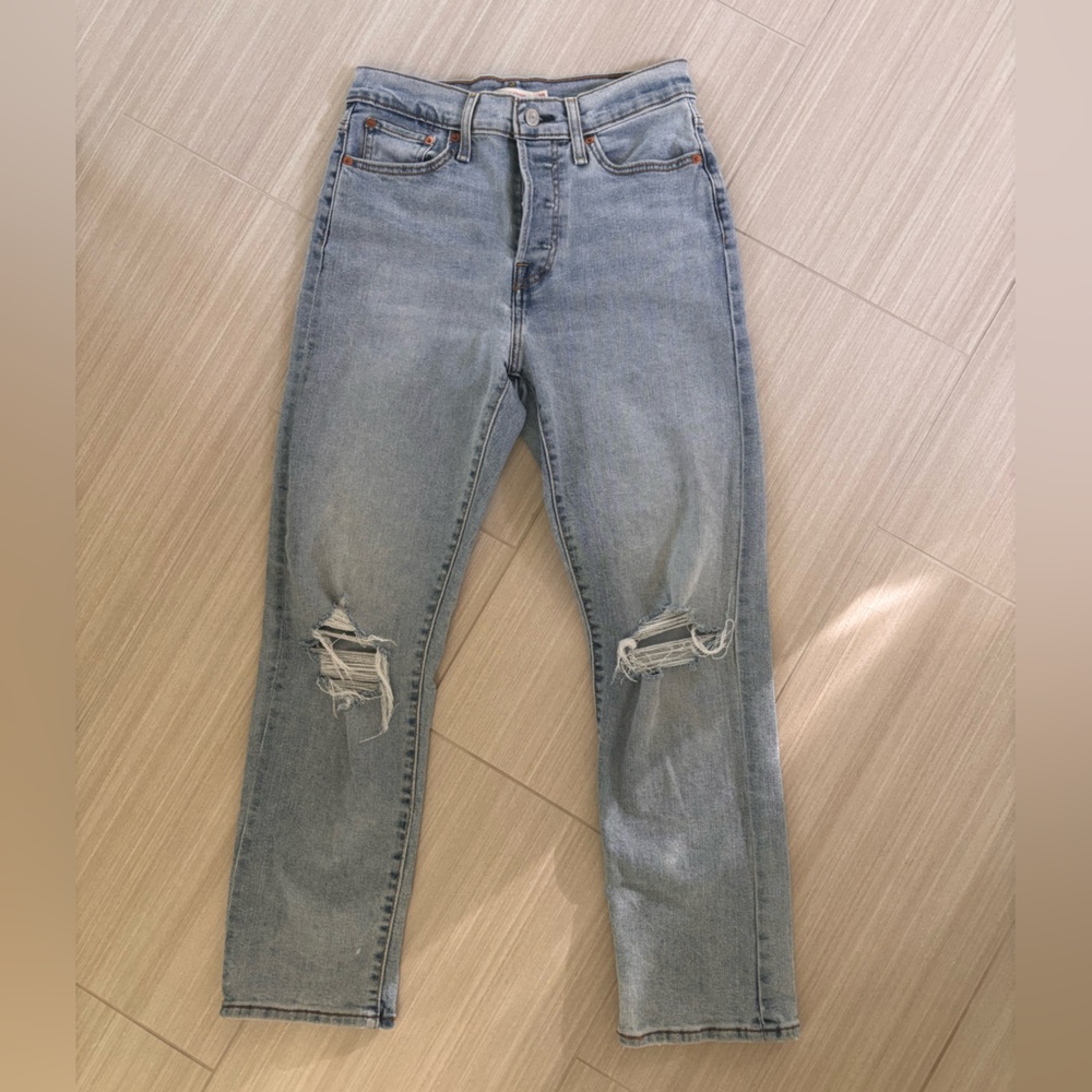 Levis Wedgie Straight Jeans